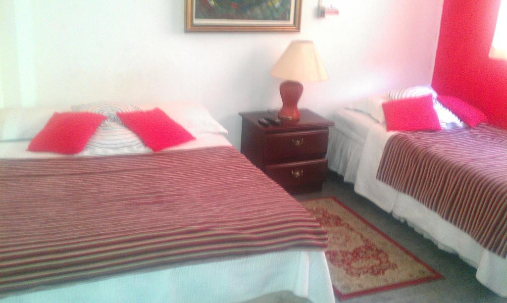 Hotel Navarro Santo Domingo Buitenkant foto